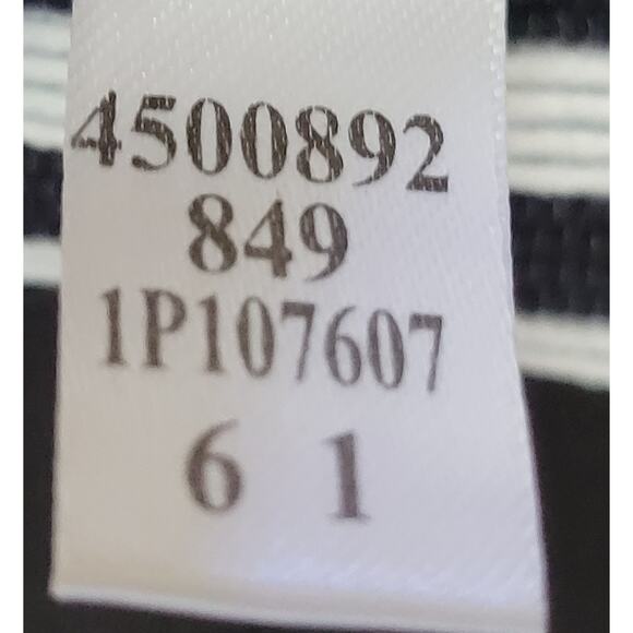 CHICO'S Black and White Striped Cropped Blazer Jacket 3/4 Sleeves Snap Sz 3 (XL) - Picture 6 of 7